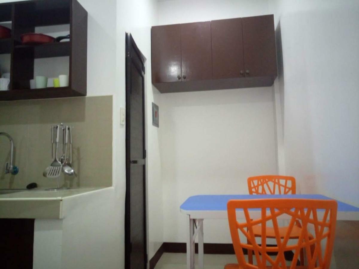 Clark-Pad Inn, Angeles City Exteriör bild