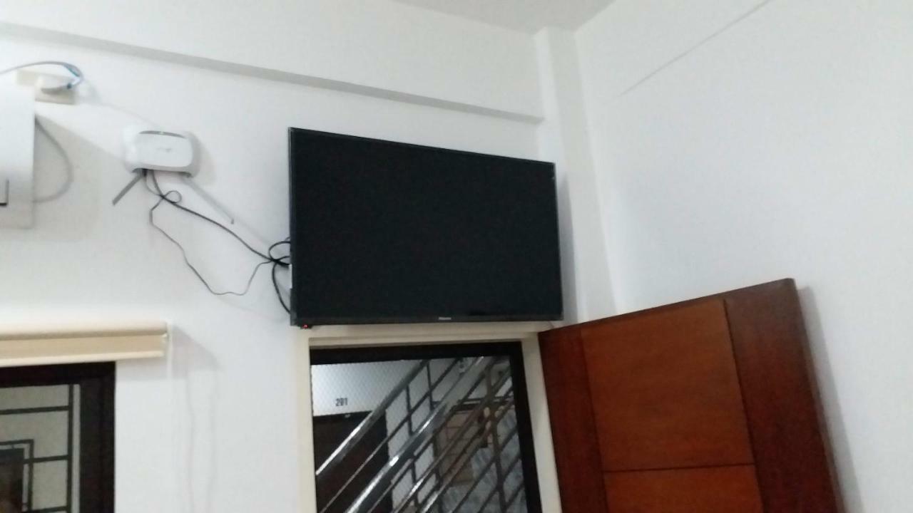 Clark-Pad Inn, Angeles City Exteriör bild