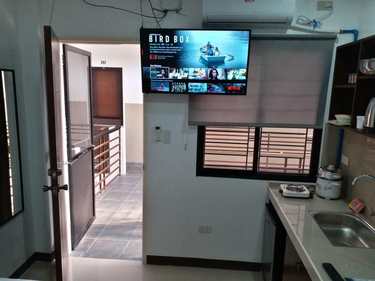 Clark-Pad Inn, Angeles City Exteriör bild