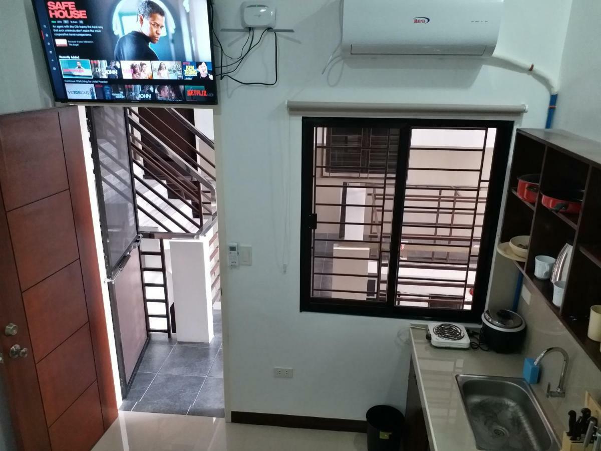 Clark-Pad Inn, Angeles City Exteriör bild