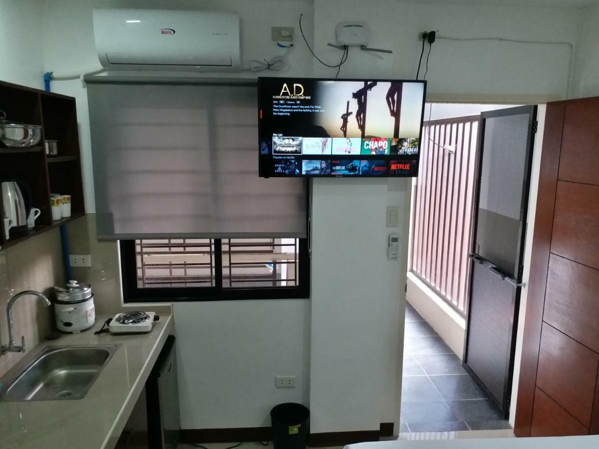 Clark-Pad Inn, Angeles City Exteriör bild