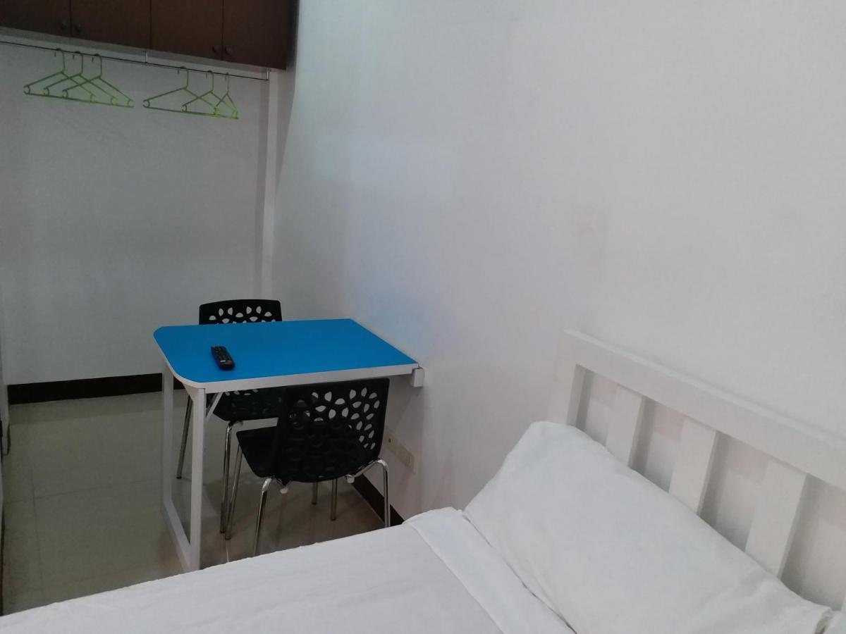 Clark-Pad Inn, Angeles City Exteriör bild