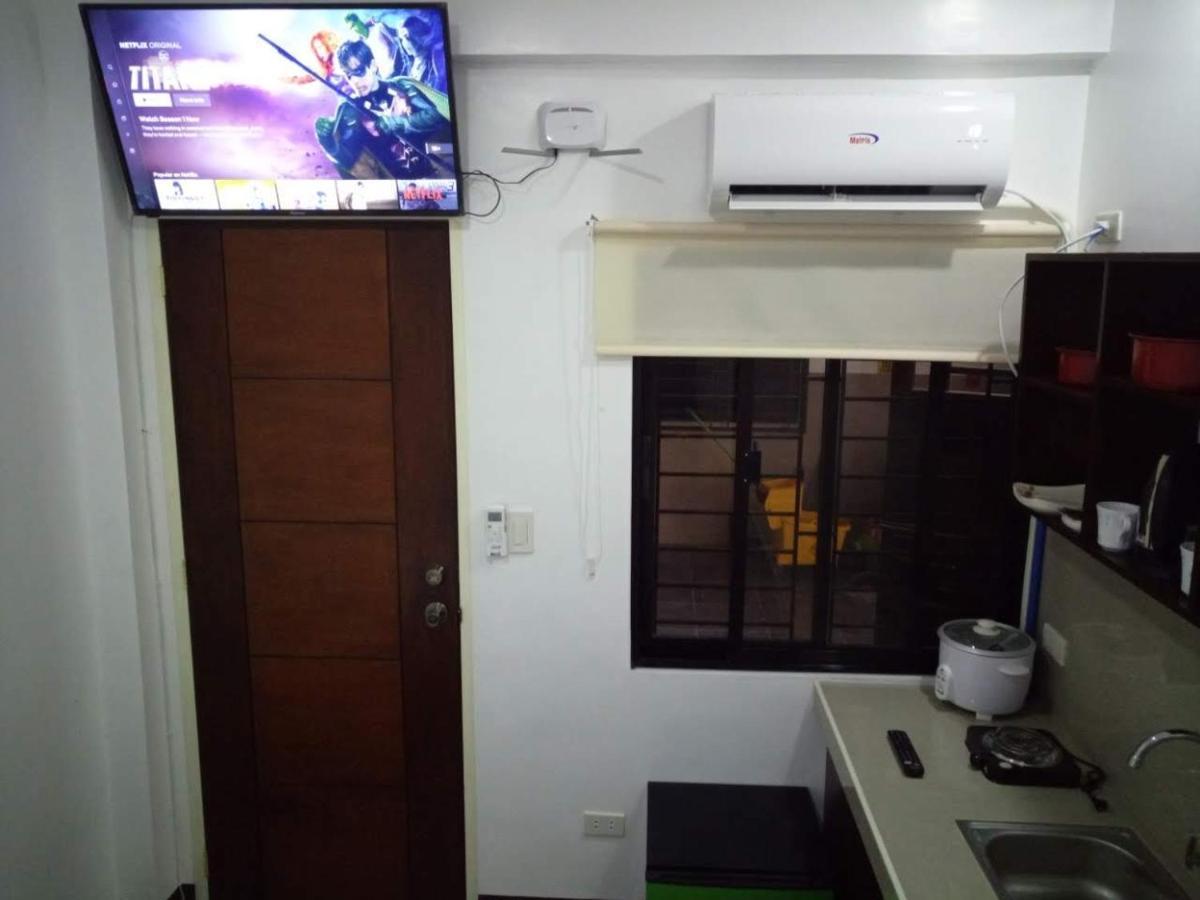 Clark-Pad Inn, Angeles City Exteriör bild